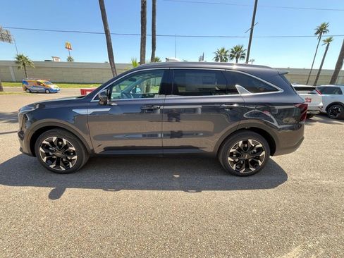 New 2025 Kia Sorento EX w/ Panoramic Sunroof Package FWD image 4