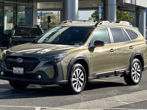 Certified 2025 Subaru Outback Premium image 10
