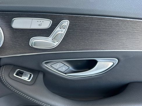 Used 2019 Mercedes-Benz C 300 Sedan image 19