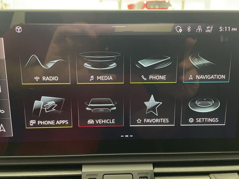 Used 2023 Audi Q5 2.0T Prestige w/ Prestige Package image 21