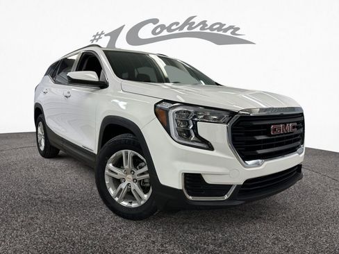 Used 2023 GMC Terrain SLE w/ Driver Convenience Package image 1