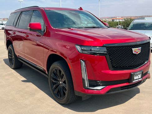 Used 2022 Cadillac Escalade Sport Platinum AWD/4WD image 8