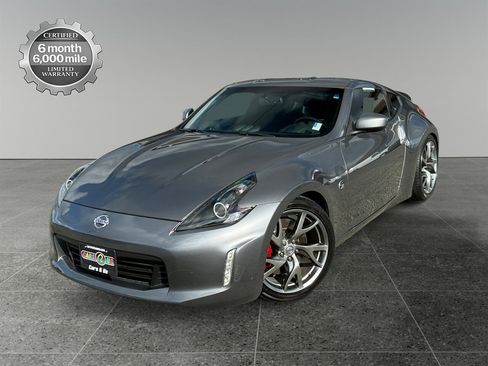 Used 2015 Nissan 370Z w/ Sport Package image 1