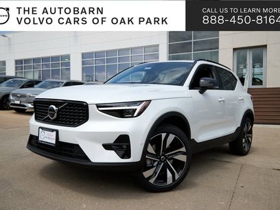 New 2026 Volvo XC40 B5 Ultra w/ Climate Package