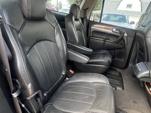 Used 2009 Buick Enclave CXL image 22