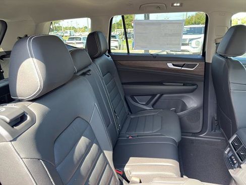 New 2026 Volkswagen Atlas SEL AWD/4WD image 10