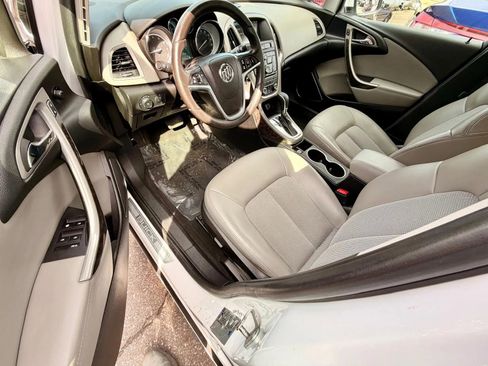 Used 2014 Buick Verano Convenience FWD image 9