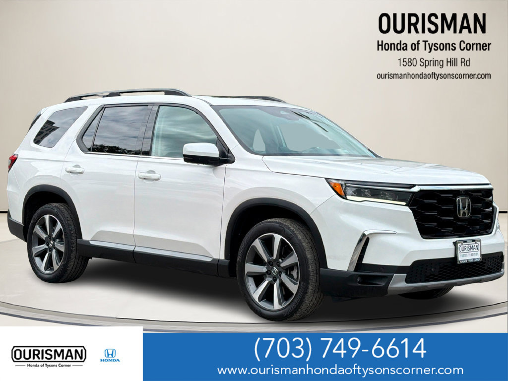 Used 2025 Honda Pilot Elite image 1