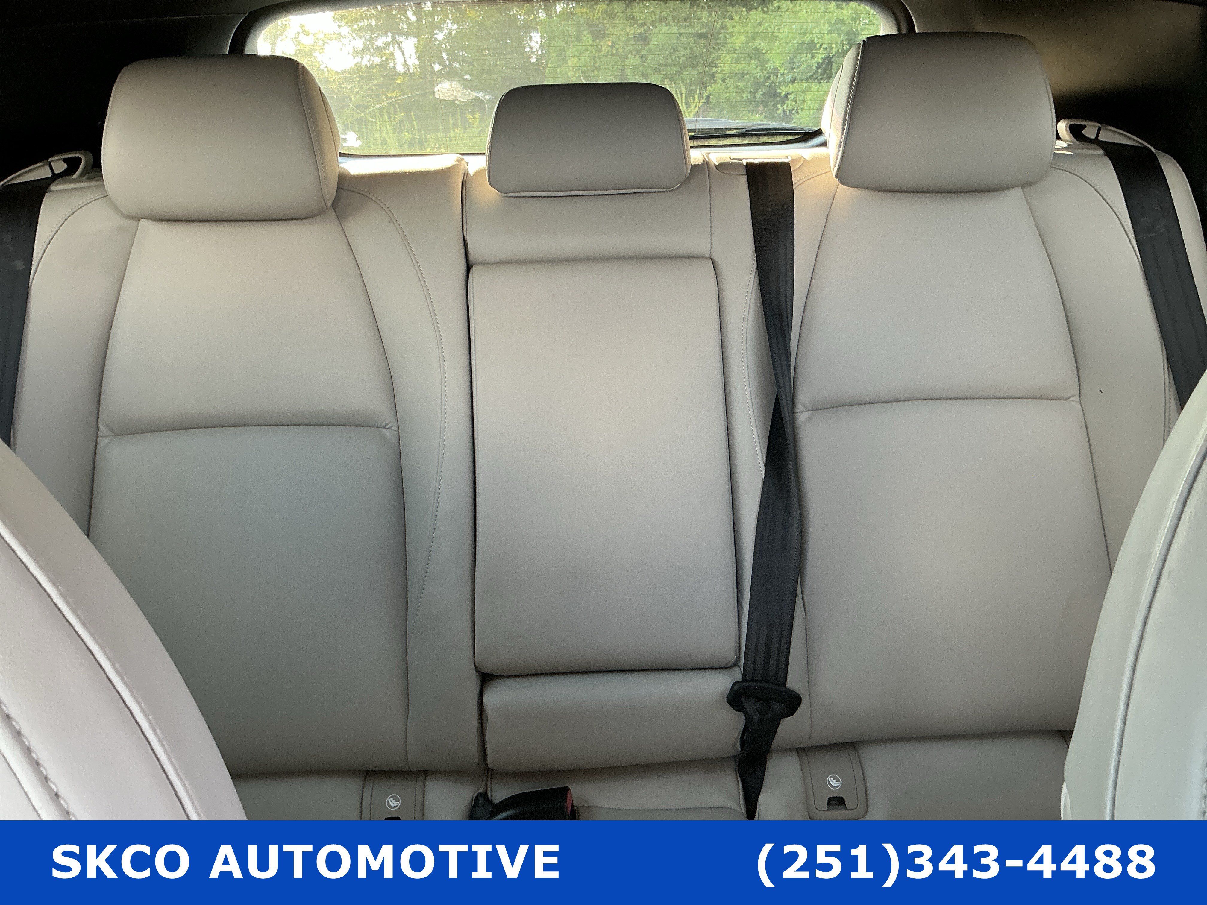 Used 2020 MAZDA MAZDA3 Hatchback FWD image 27