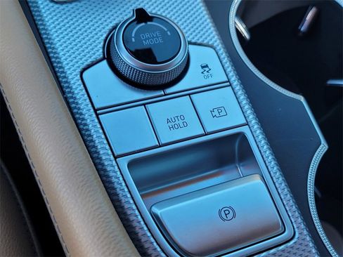 Used 2022 Genesis G70 3.3T image 24