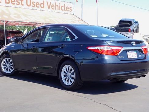 Used 2016 Toyota Camry LE FWD image 10