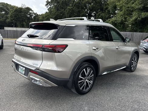 Used 2022 INFINITI QX60 Sensory w/ Vision Package FWD image 5