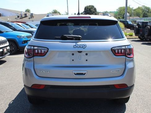 Used 2023 Jeep Compass Latitude AWD/4WD image 28