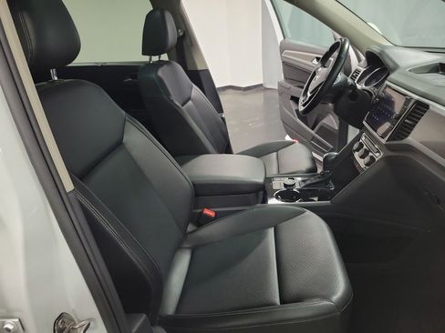 Used 2018 Volkswagen Atlas SEL image 25