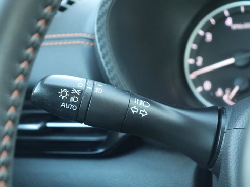 Used 2020 Nissan Sentra SR image 28