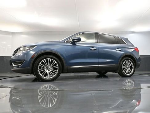 Used 2018 Lincoln MKX Reserve w/ Lincoln MKX Climate Package image 54