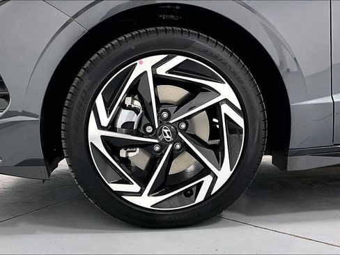 Used 2026 Hyundai Sonata SEL FWD image 28