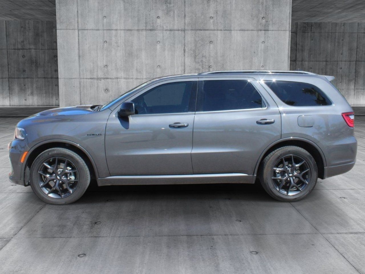 Used 2026 Dodge Durango GT w/ Blacktop Package AWD/4WD image 2