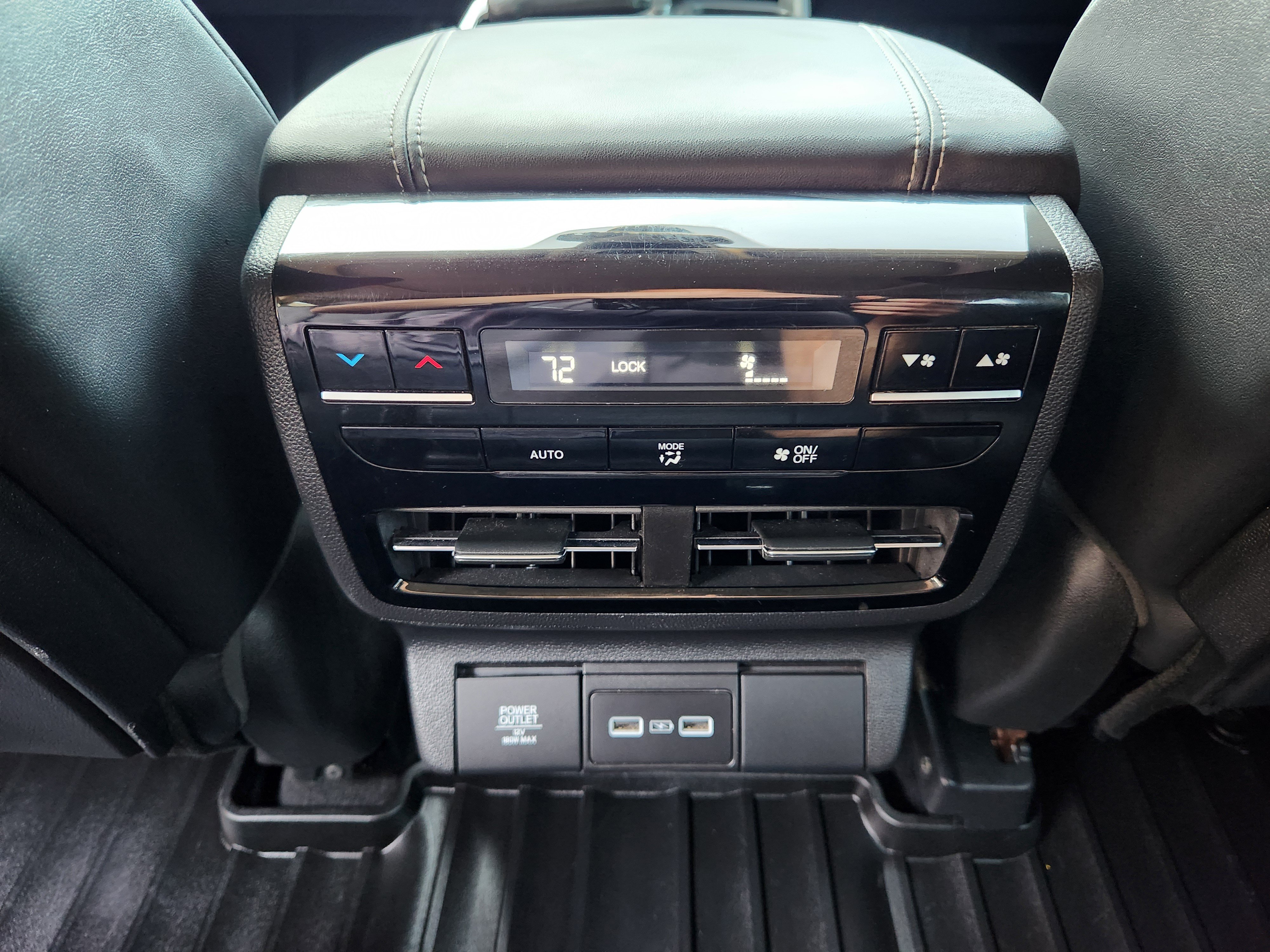 Used 2024 Acura MDX w/ Technology Package FWD image 32
