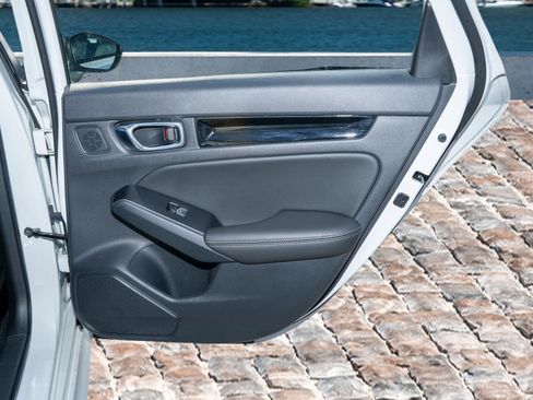 Certified 2023 Honda Civic Touring image 13