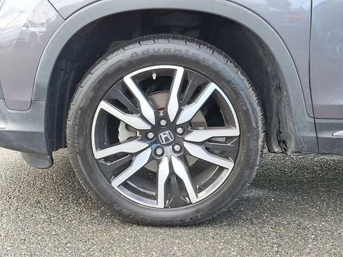 Used 2020 Honda Pilot Touring image 16
