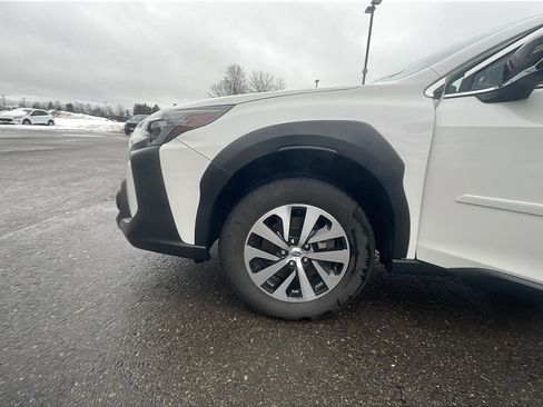 Used 2023 Subaru Outback Premium image 25