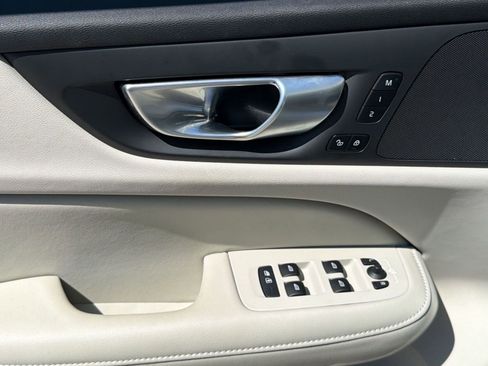 Used 2024 Volvo S60 B5 Plus w/ Climate Package FWD image 12