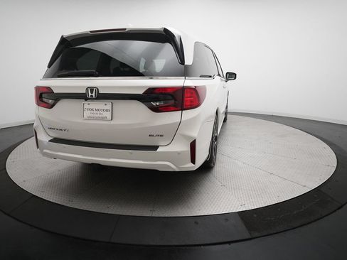 Certified 2026 Honda Odyssey Elite image 13