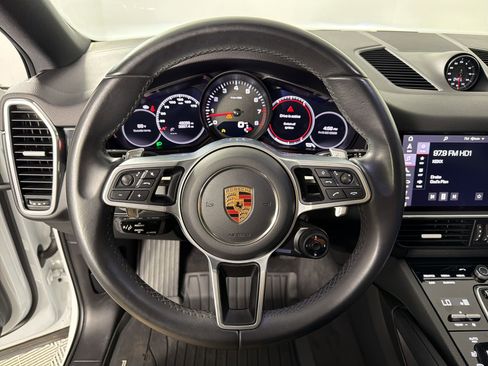 Certified 2021 Porsche Cayenne Coupe AWD/4WD image 17