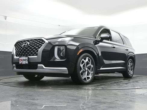 Used 2021 Hyundai Palisade Calligraphy image 47