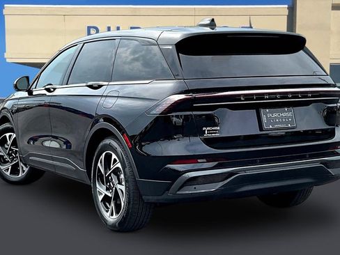 New 2026 Lincoln Nautilus Premier w/ Jet Appearance Package AWD/4WD image 3