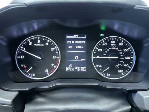 Used 2025 Subaru Crosstrek 2.0i Premium image 17