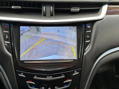 Used 2015 Cadillac XTS Luxury image 25