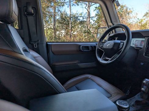 Used 2023 Ford Bronco Outer Banks image 14