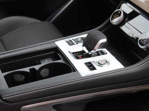 New 2026 Jaguar F-PACE R-Dynamic S image 22