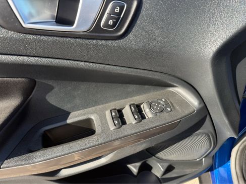 Used 2019 Ford EcoSport SE w/ SE Convenience Package image 7
