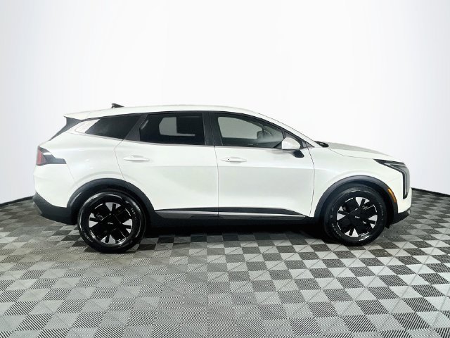 Used 2026 Kia Sportage LX FWD image 27