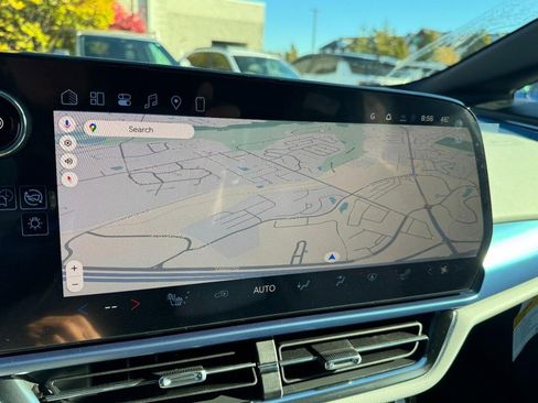 New 2026 Chevrolet Equinox EV LT image 37