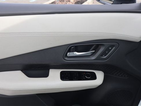 Certified 2024 Nissan Ariya ENGAGE image 17