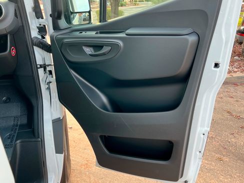 New 2026 Mercedes-Benz Sprinter 2500 image 17