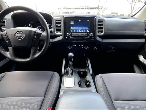 Certified 2023 Nissan Frontier SV w/ SV Convenience Package image 15