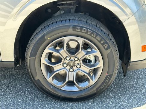 Used 2022 Ford Maverick XLT w/ XLT Luxury Package FWD image 14