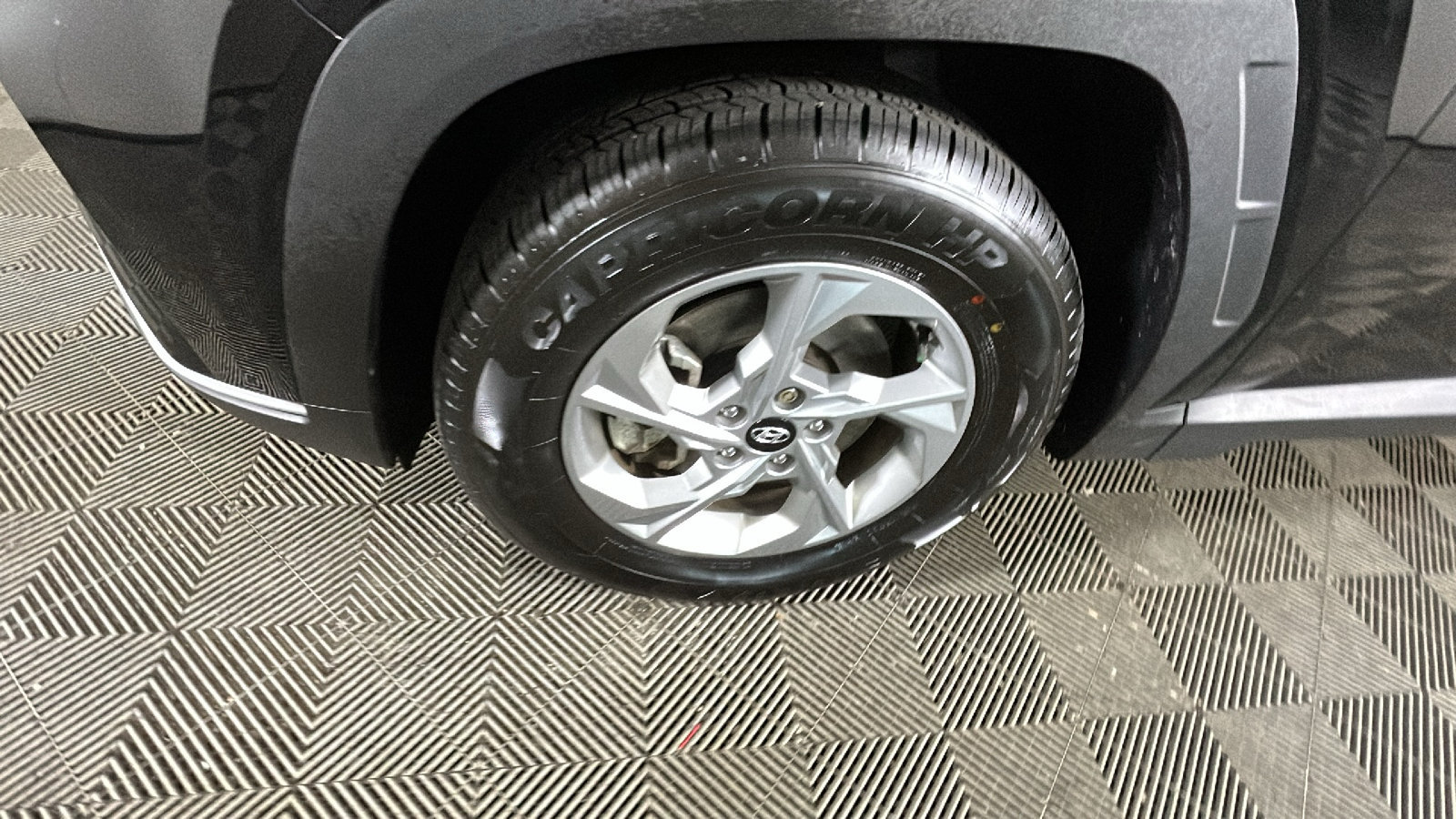 Certified 2024 Hyundai Tucson SE FWD image 12