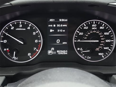 Used 2024 Subaru Crosstrek 2.0i Premium image 26