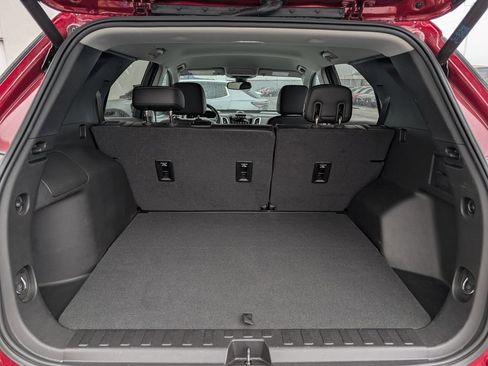 Used 2018 Chevrolet Equinox Premier FWD image 7
