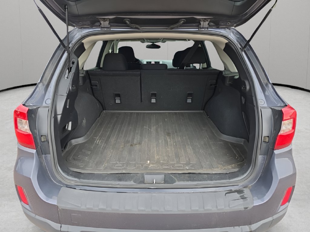 Used 2016 Subaru Outback 2.5i Premium AWD/4WD image 12