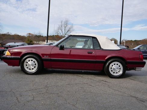Used 1989 Ford Mustang LX image 30