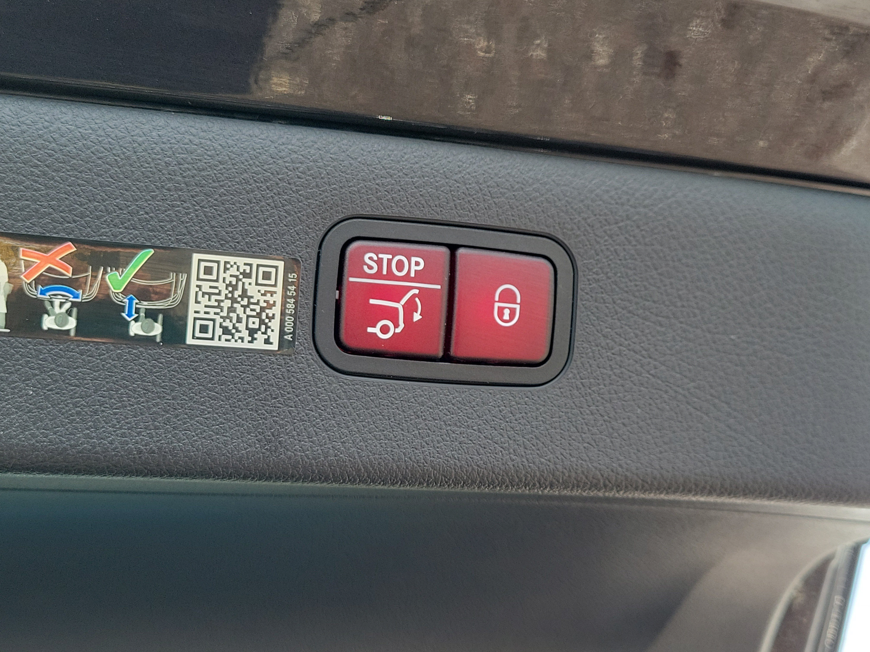 Certified 2024 Mercedes-Benz EQS 580 4MATIC Sedan image 7