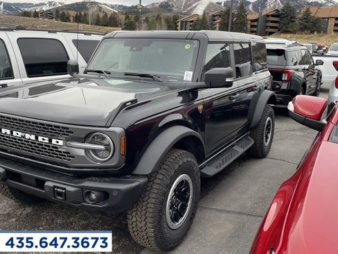 New 2025 Ford Bronco Badlands image 2