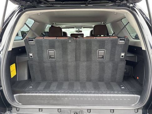 Used 2016 Toyota 4Runner Limited AWD/4WD image 18